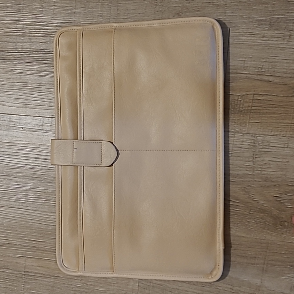 Beis blush pink laptop case
